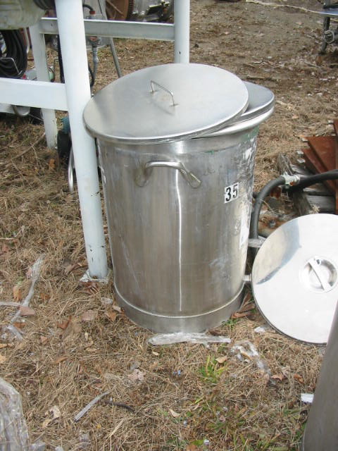 25 Gallon Vertical, Sanitary Open Top Stainless Steel Tank